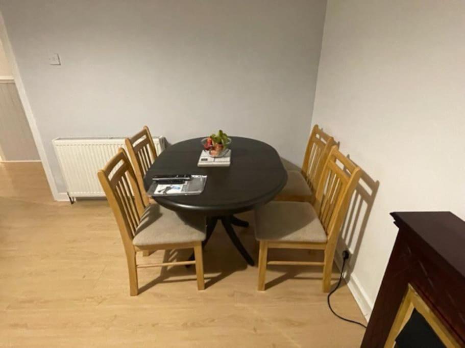 Lovely 2Br Gem Near To Wsu, City. Paisley Eksteriør billede